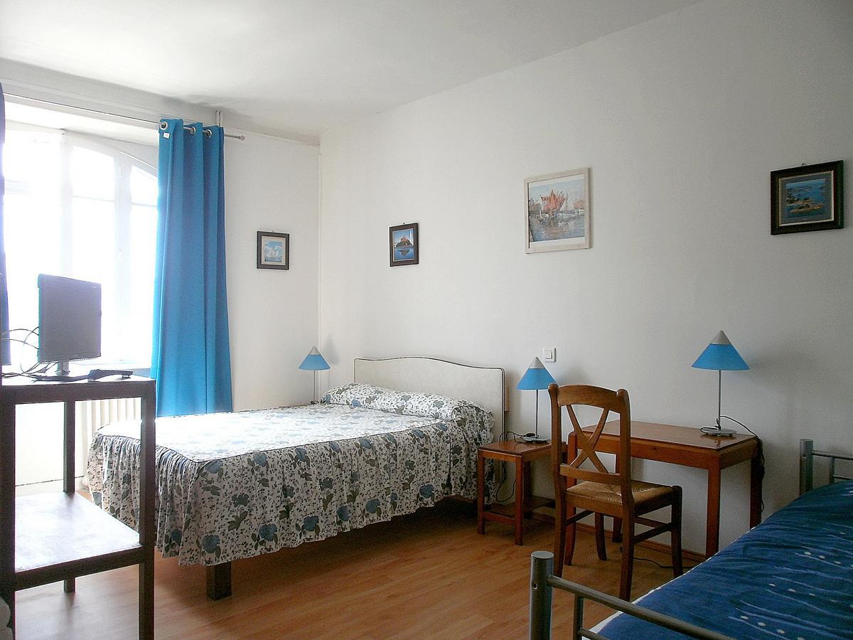 Hotel Modern Конкарно Экстерьер фото